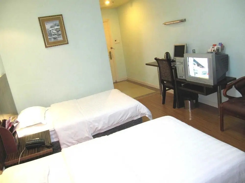 Шанхай: Jitai Hotel (Zhongshan North Road Metro Station)