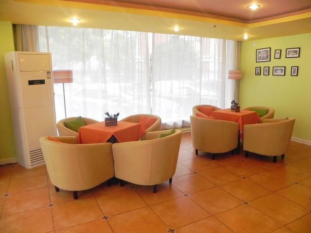 Уси: Home Inn Congning Road