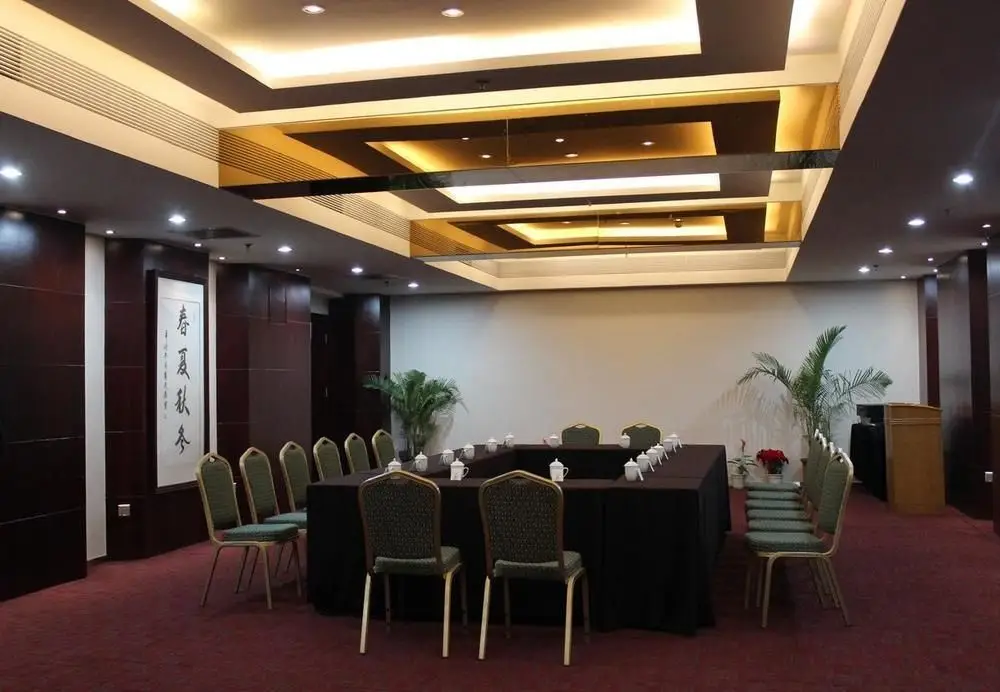 Чжэнчжоу: Shengmao Hotel