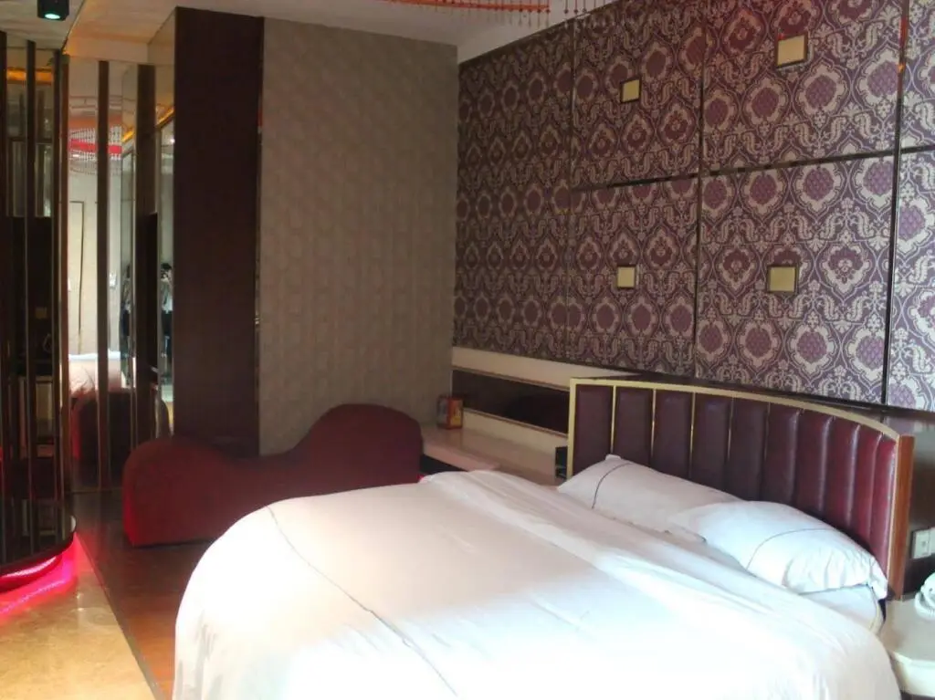 Фошань: Super 8 Hotel Foshan Shiwan Ceramics Mall Branch