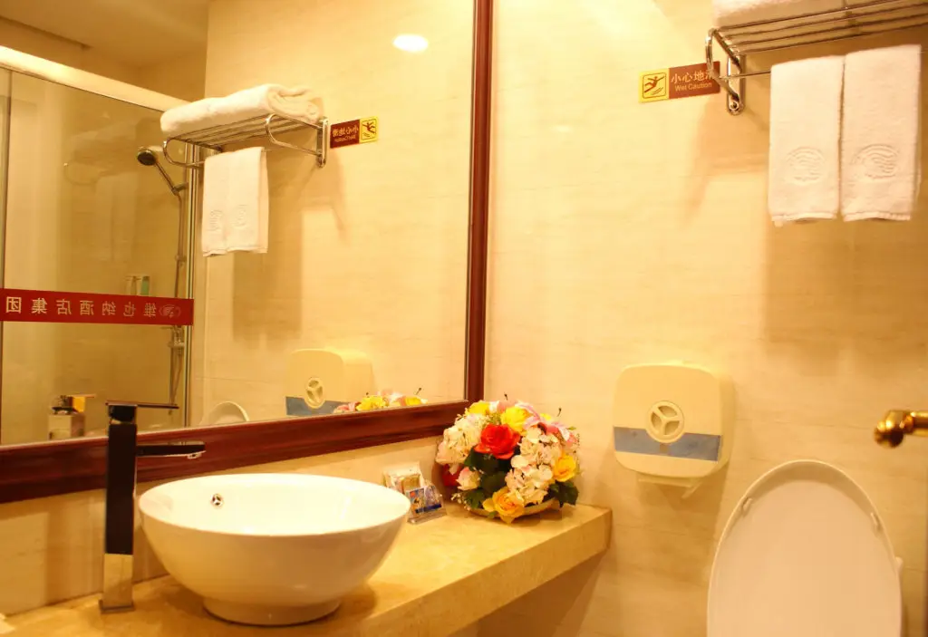 Шэньчжэнь: Vienna Hotel Shenzhen Bay