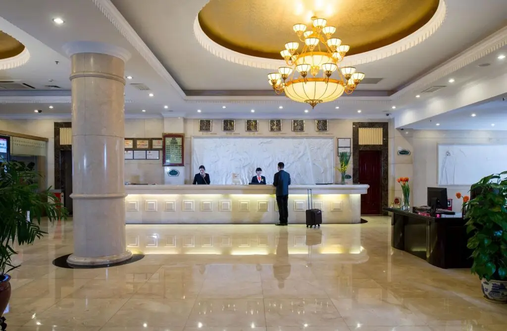 Шэньчжэнь: Vienna Hotel Shenzhen Bay