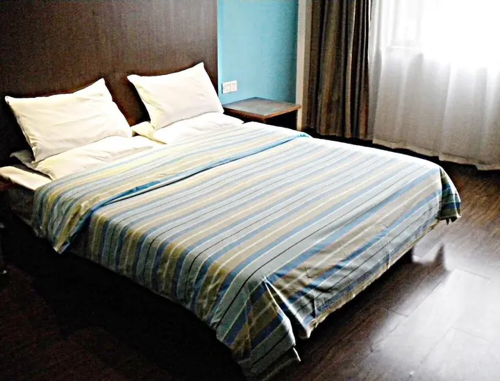 Ханчжоу: Jinjiang Metropolo Hangzhou Huanglong Wensan Road Hotel