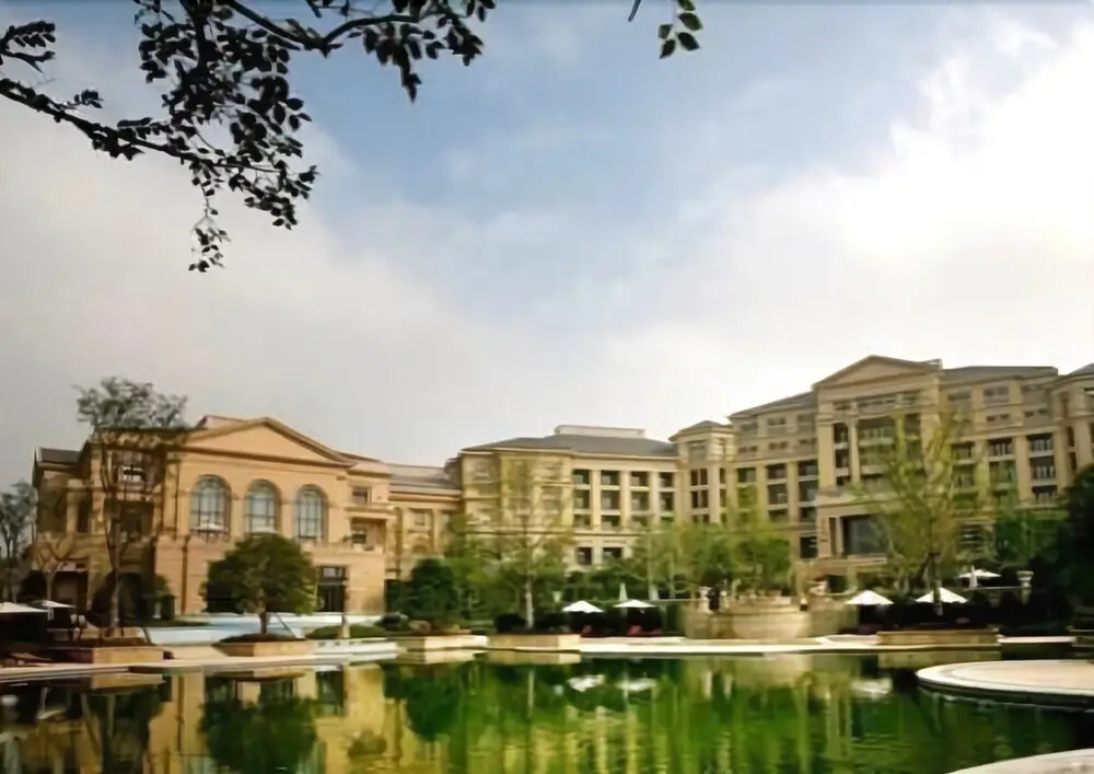 Landison Hotel Xinchang — фото 1