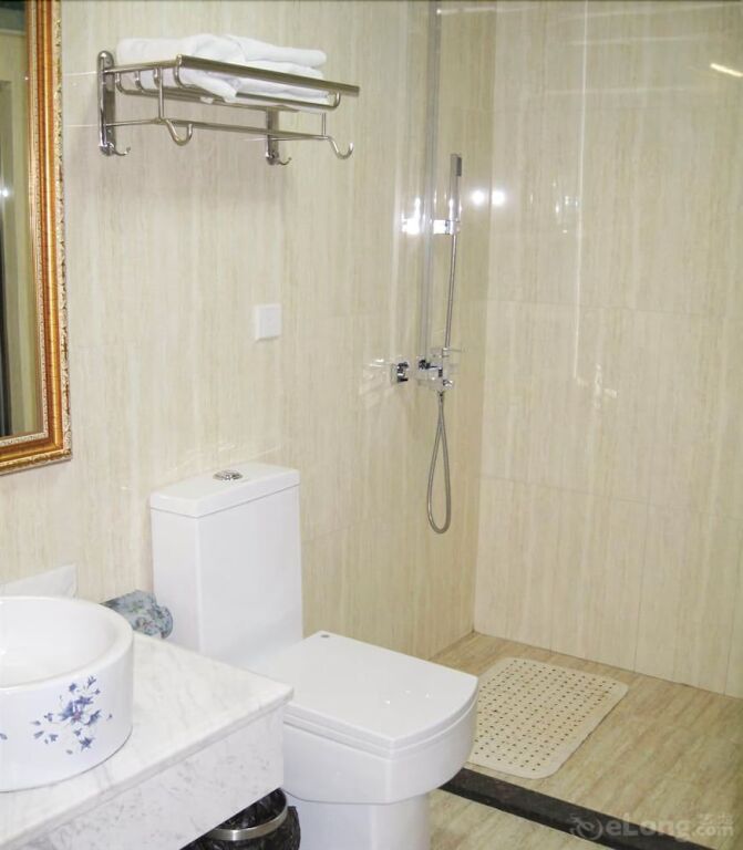 Гуанчжоу: Guangzhou Logistics Business Hotel
