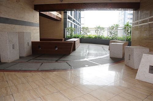 Шэньчжэнь: Shenzhen She & He Apartment