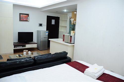 Шэньчжэнь: Shenzhen She & He Apartment