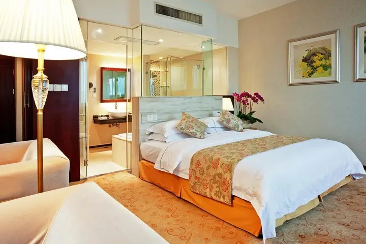 Чэнду: Huaxi Angel Hotel - Chengdu