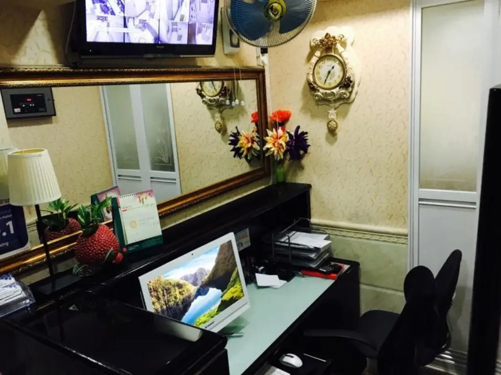 Гонконг: Valentine Guest House