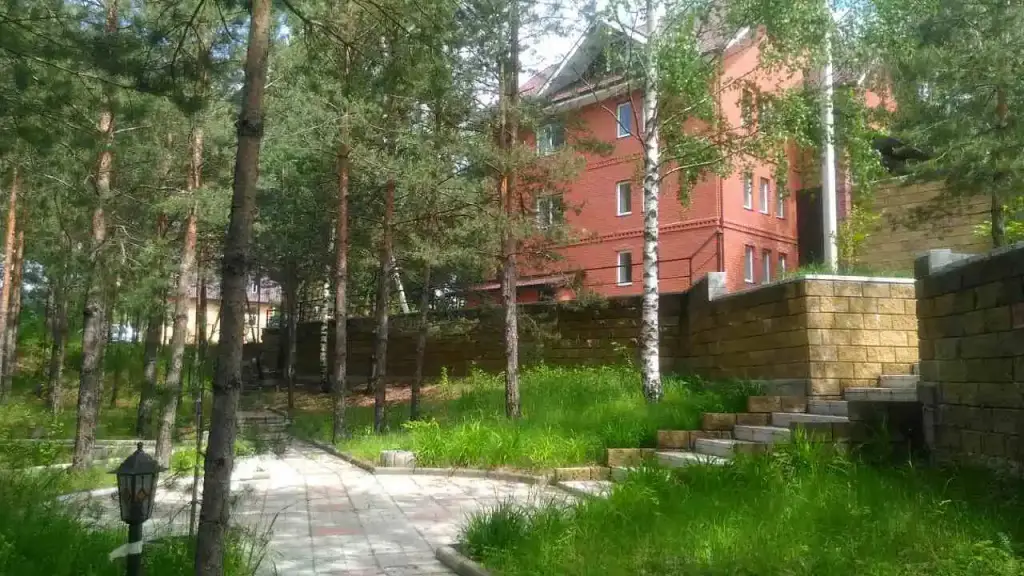 Дядькино: Sosnovaya Alleya v Dyadkino Guest House