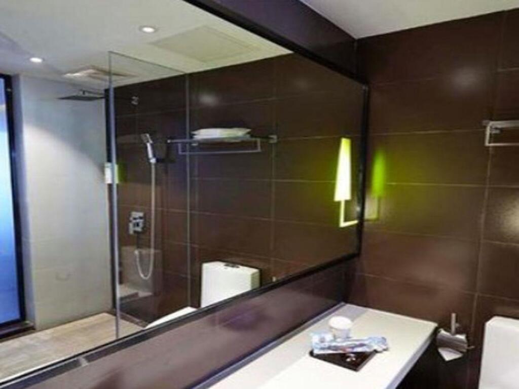 Юэян: 7 Days Inn Yueyang Pingjiang Tianyue Road Walk Street Branch