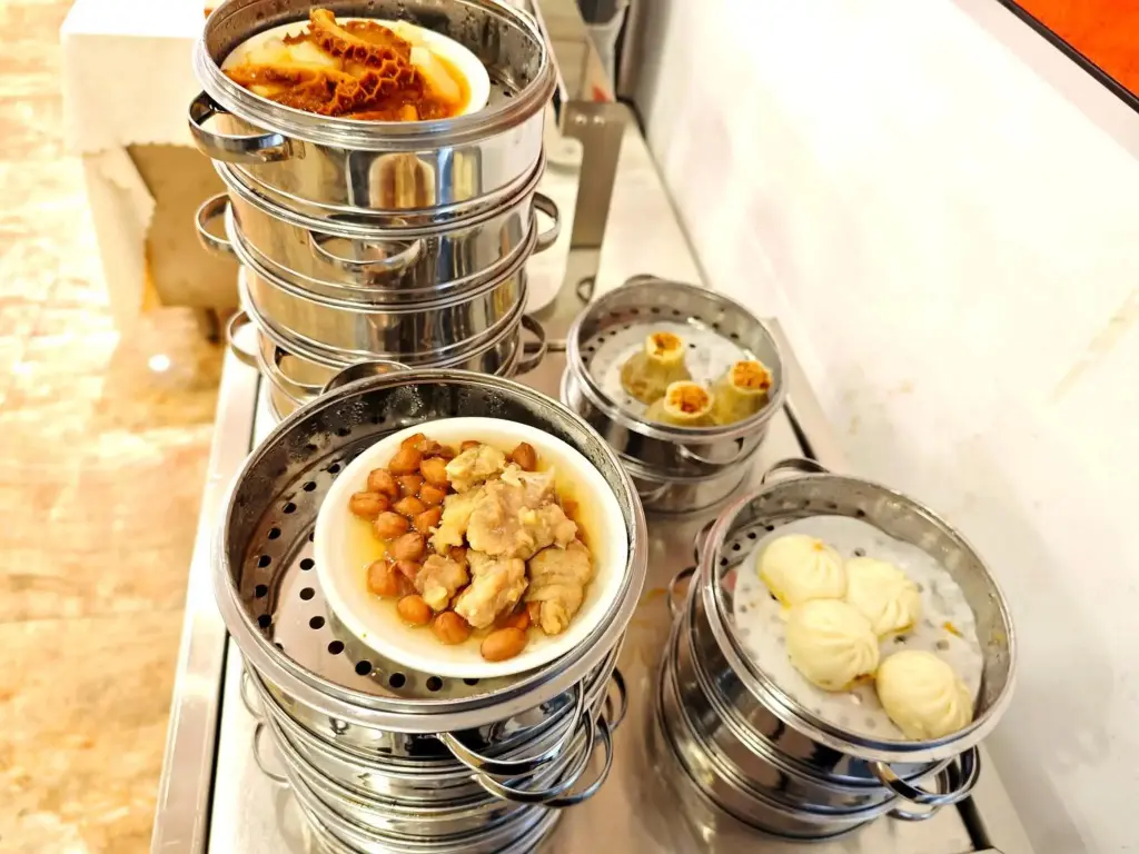 Гуанчжоу: Guangzhou Mingyue Hotel