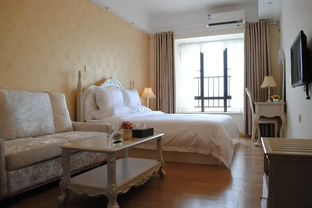 Гуанчжоу: Golf-Towe Apartment
