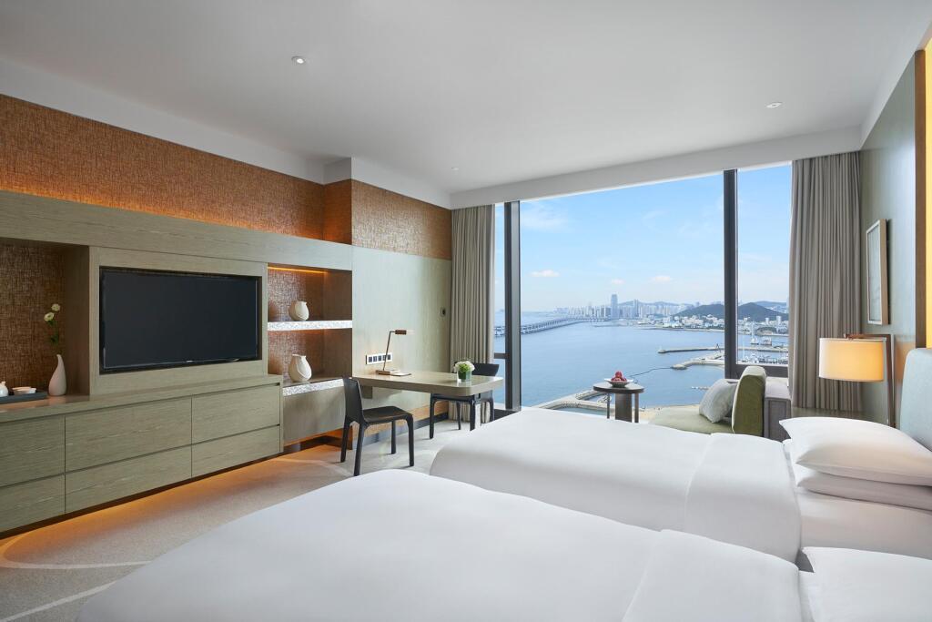 Далянь: Grand Hyatt Dalian