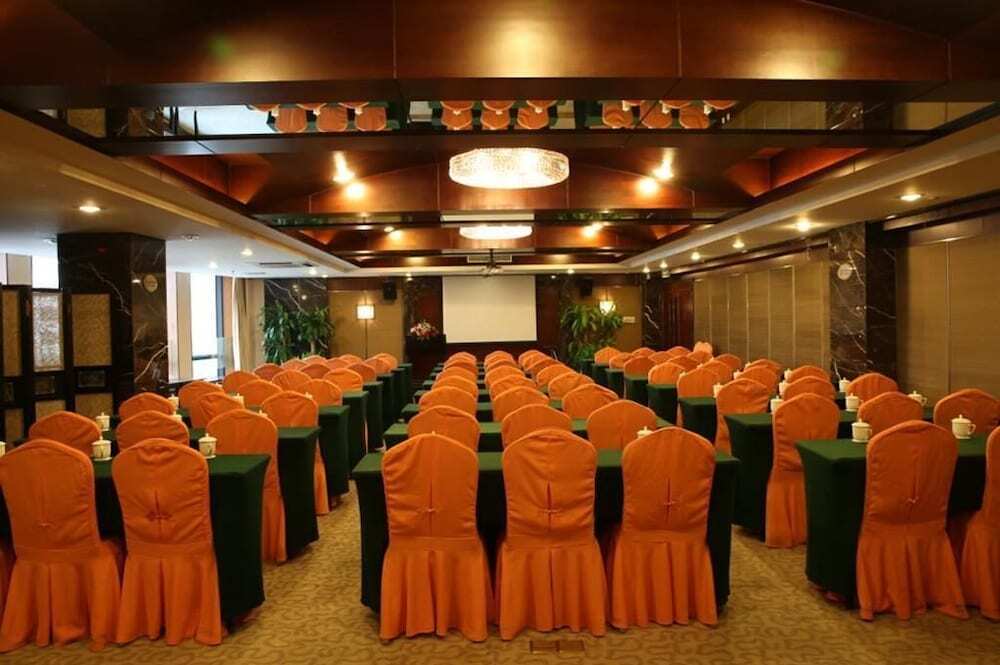 Ханчжоу: Fengdu Holiday Hotel