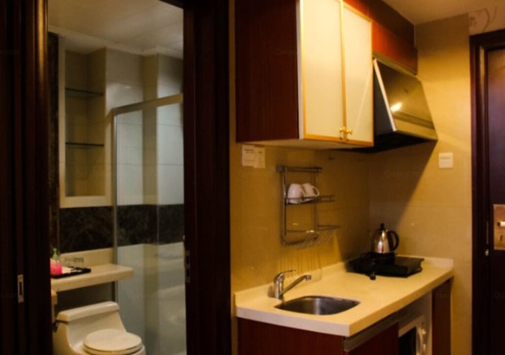 Гуанчжоу: Sunny Apartment Of Grand Continental