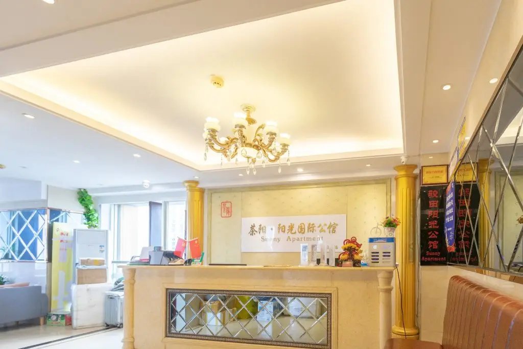 Гуанчжоу: Sunny Apartment Of Grand Continental