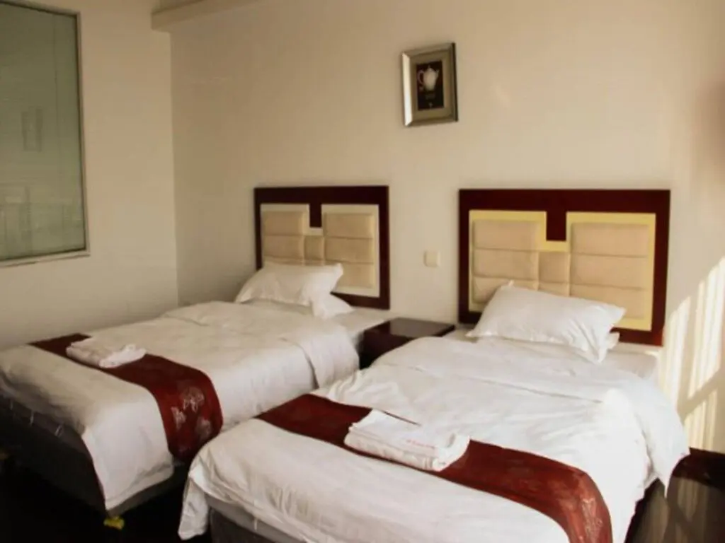 Гуанчжоу: Sunny Apartment Of Grand Continental