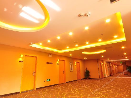Цзинань: 7 Days Premium Jinan Luokou Fuzhuang Cheng Wuyingshan North Road Branch