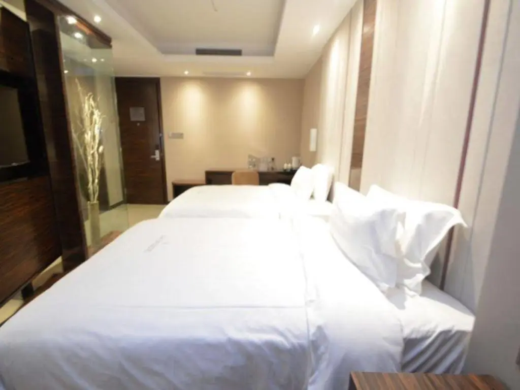 Нанкин: Lavande Hotel Nanjing Shuiximen Street Mochou Lake Park
