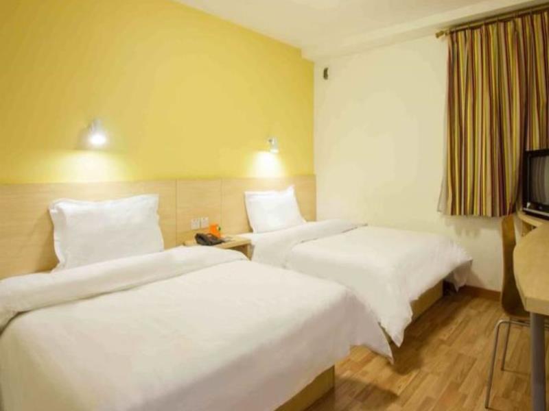Тяньцзинь: 7 Days Inn (Tianjin Beichen Shuangjie Jingjin Line)