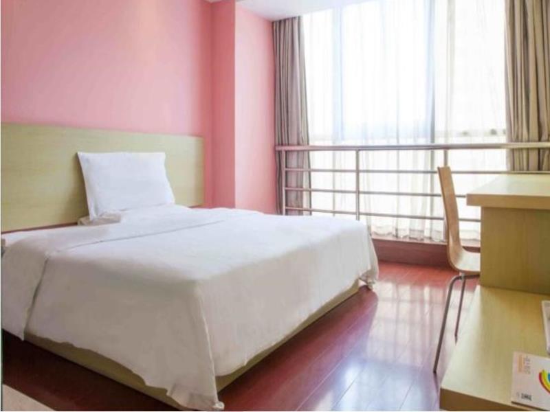 Тяньцзинь: 7 Days Inn (Tianjin Beichen Shuangjie Jingjin Line)