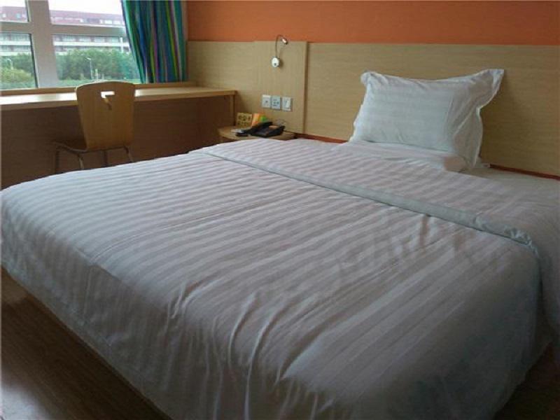 Чжанцзякоу: 7 Days Inn Zhangjiakou South Station Jian Gong College Branch