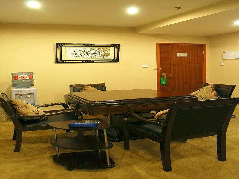 Шанхай: Vienna International Hotel (Shanghai Hongqiao Hub Qingpu Metro Station)