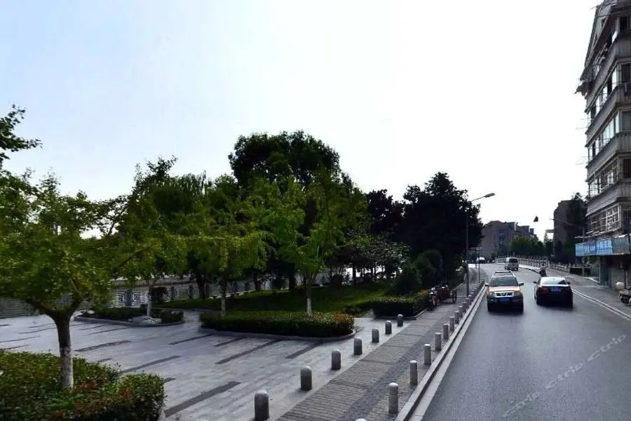 Шанхай: Vienna International Hotel (Shanghai Hongqiao Hub Qingpu Metro Station)