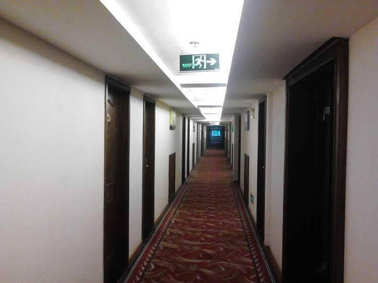 Пекин: Beijing Ronfeng Hotel