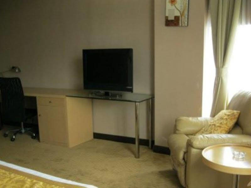 Шанхай: Shanghai Way Station Boutique Hotel