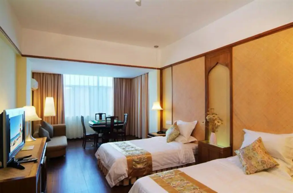 Санья: Searainbow Hotel - Sanya