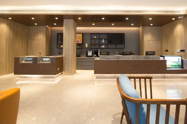 Шанхай: Hanting Hotel Shanghai Jinshajiang Road Metro Station
