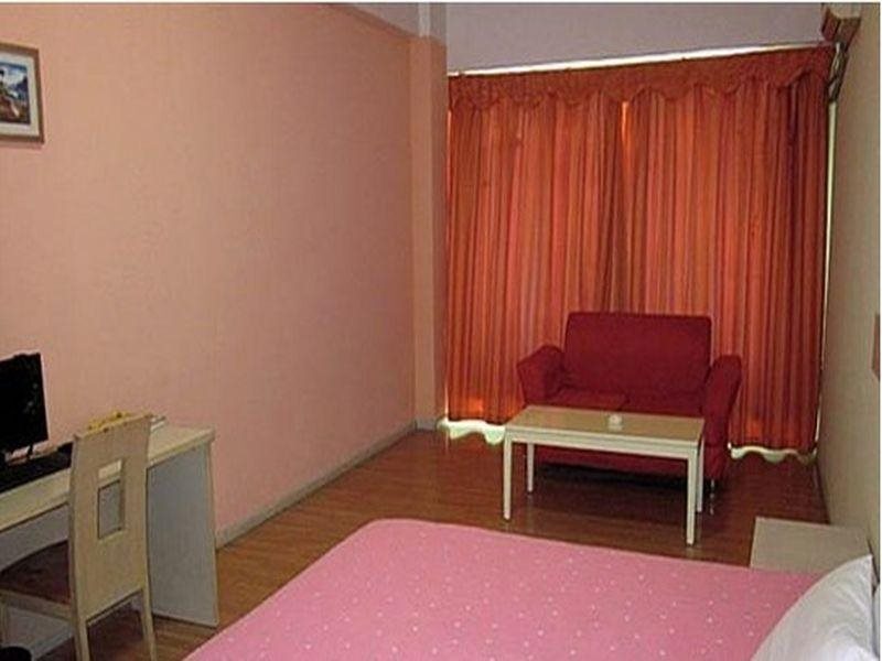 Дунгуань: Bicamei Express Inn Humen - Dongguan
