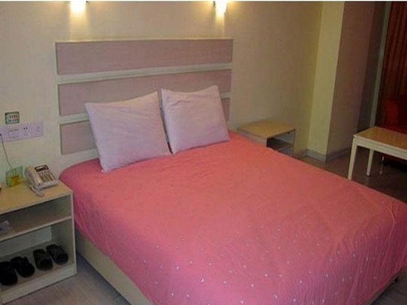 Дунгуань: Bicamei Express Inn Humen - Dongguan