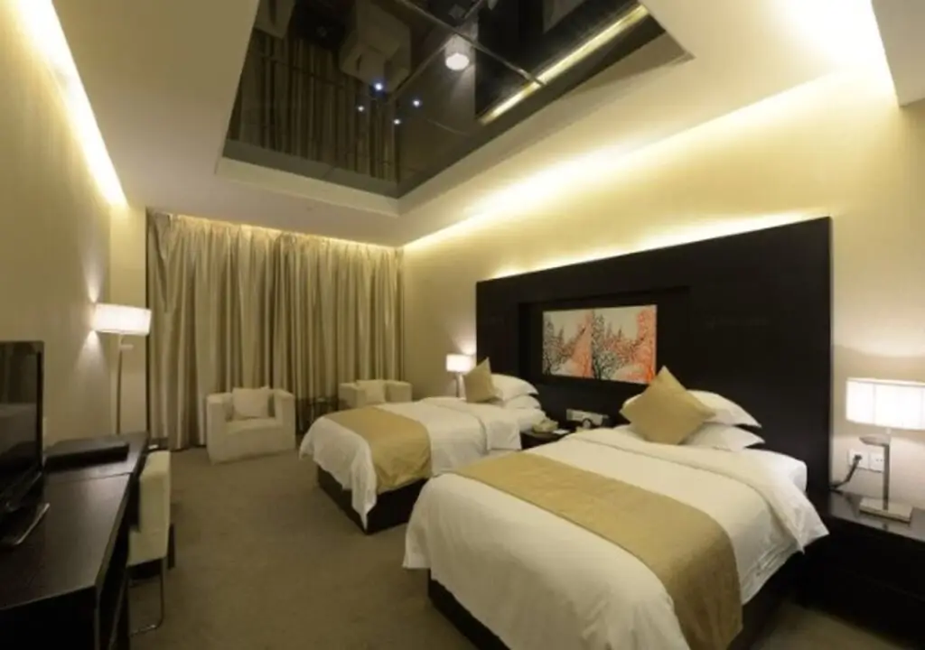 Шэньчжэнь: Novotel Shenzhen Bantian