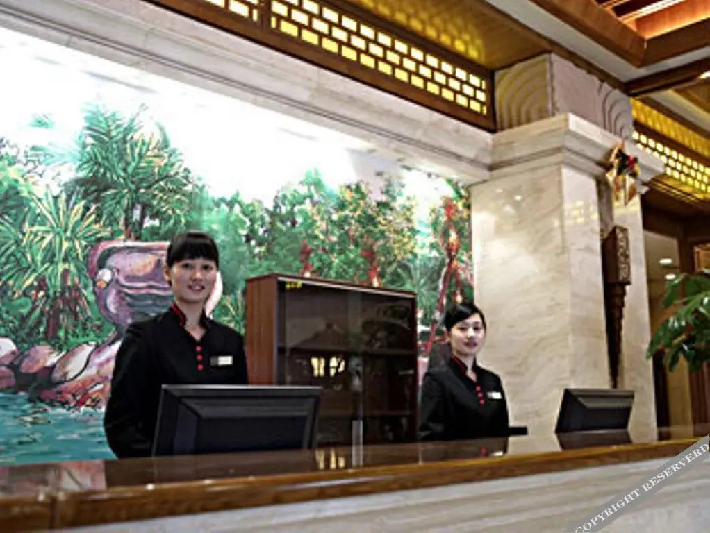 Фошань: New East Hotel - Foshan Jianglong Branch