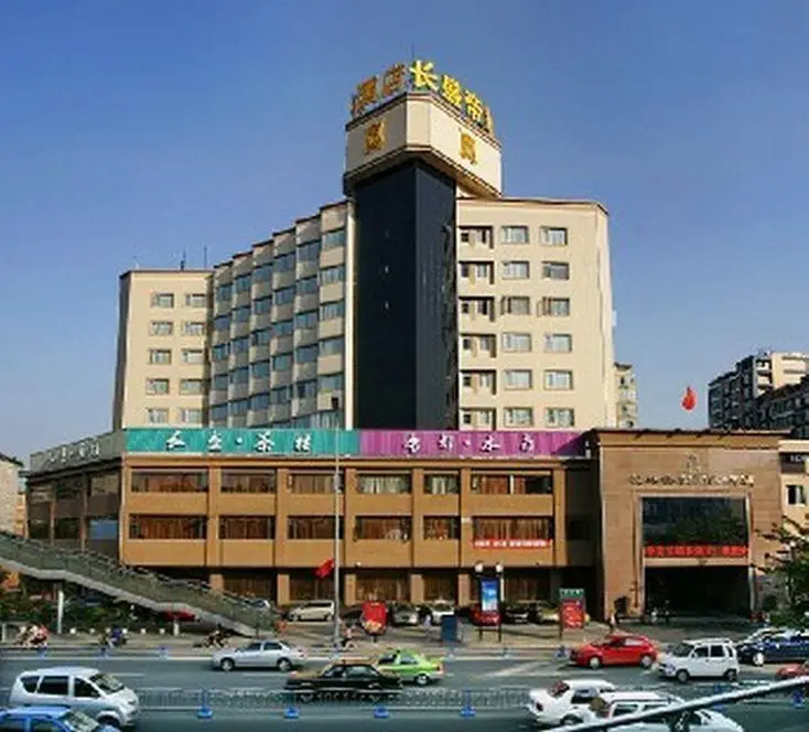 Crown International Hotel — фото 1
