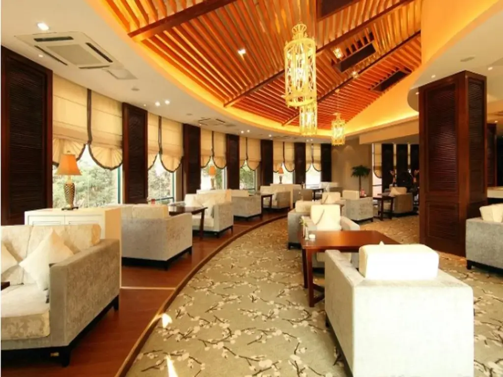 Уси: Wuxi Xiyuan Hotel