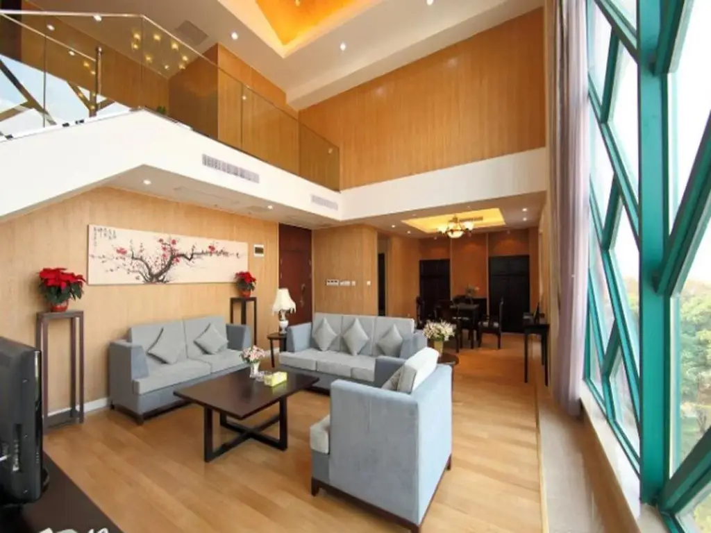 Уси: Wuxi Xiyuan Hotel