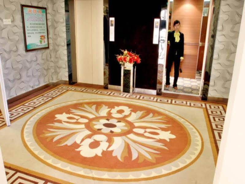 Цзюцзян: Jiujiang 168jingpin hotel