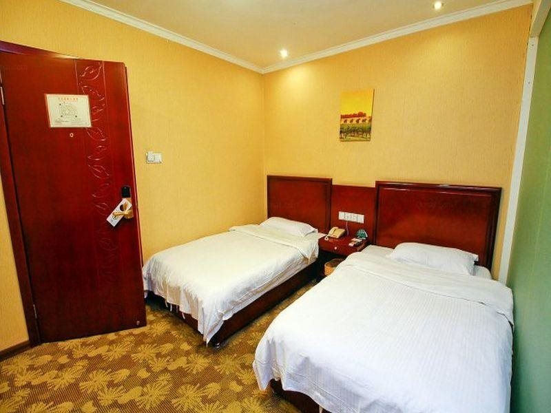 Сиань: Ruipinjia Hotel (Xi'an anyuanmen subway station store)
