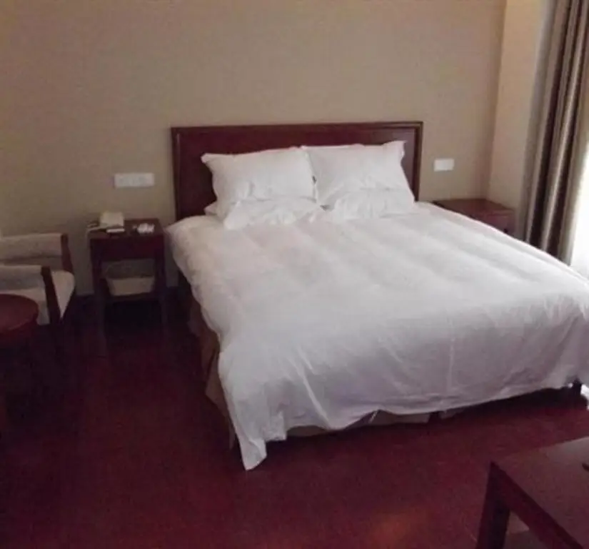 Шаоксинг: GreenTree Inn Shaoxing Xinchang Dafou Express Hotel