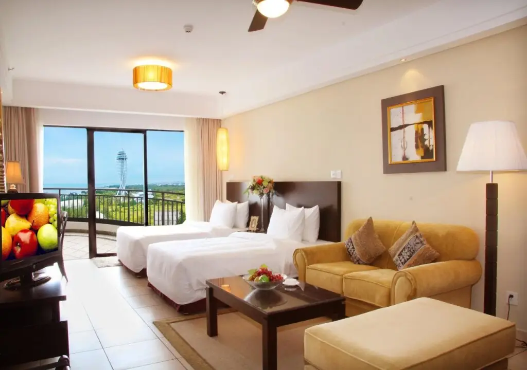 Хайкоу: Hainan Golden Sunshine Hotspring Resort Hotel
