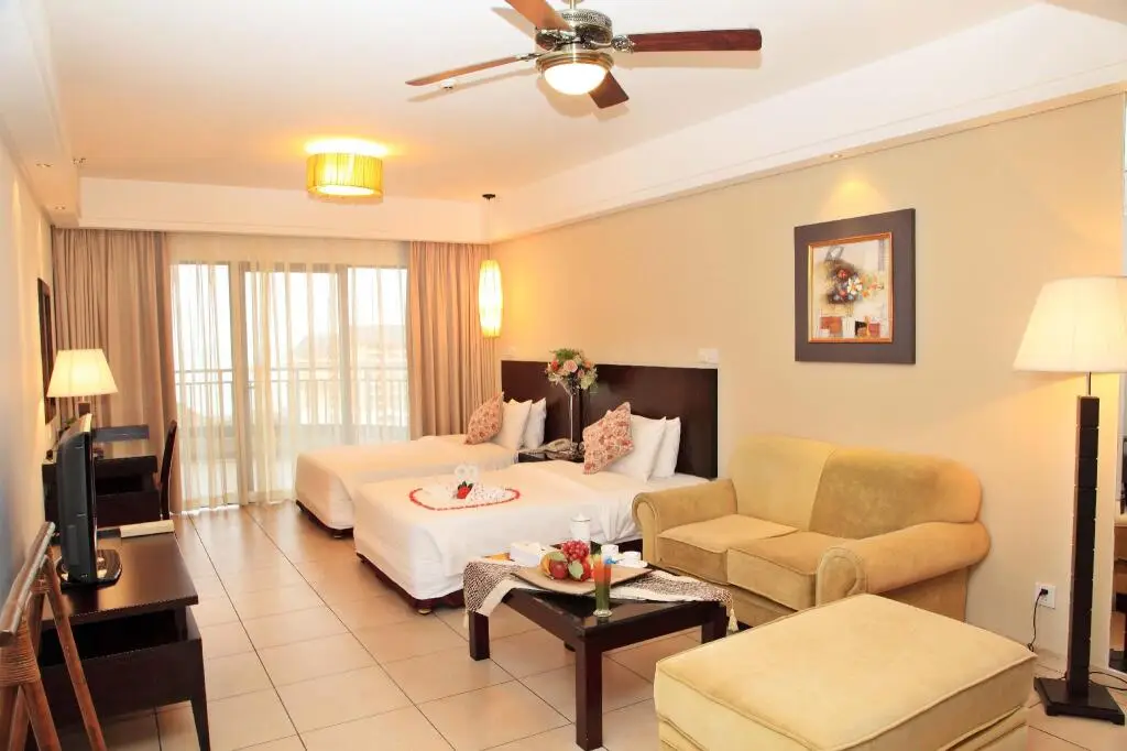 Хайкоу: Hainan Golden Sunshine Hotspring Resort Hotel