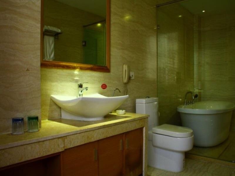 Иу: Holiday Hotel Yiwu