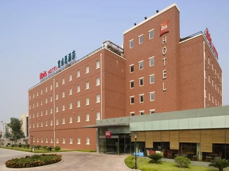Hotel ibis Zhongshan Huangpu — фото 1