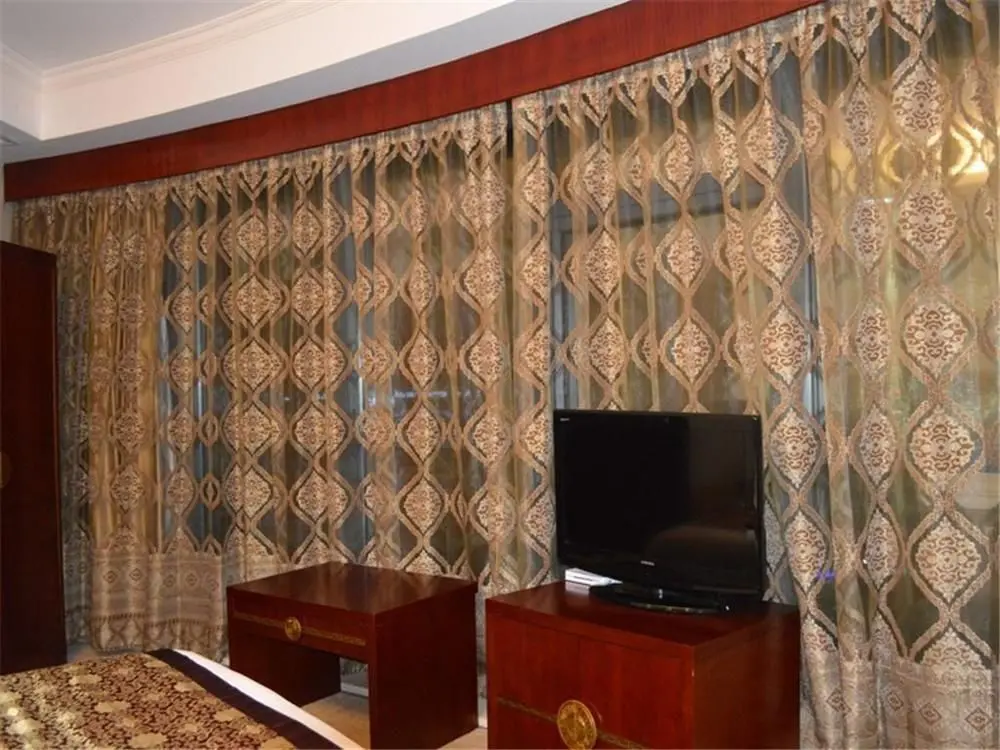 Цзясинь: Vienna International Hotel (Jiaxing College)