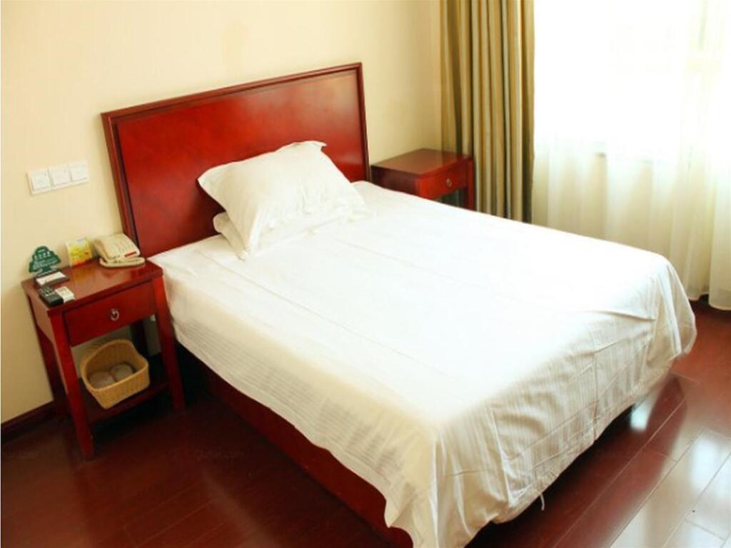 Уси: GreenTree Inn Wuxi Yinxiu Road Wanda Plaza Hotel