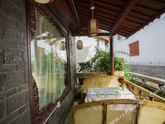 The Secret Garden Hotel — фото 1